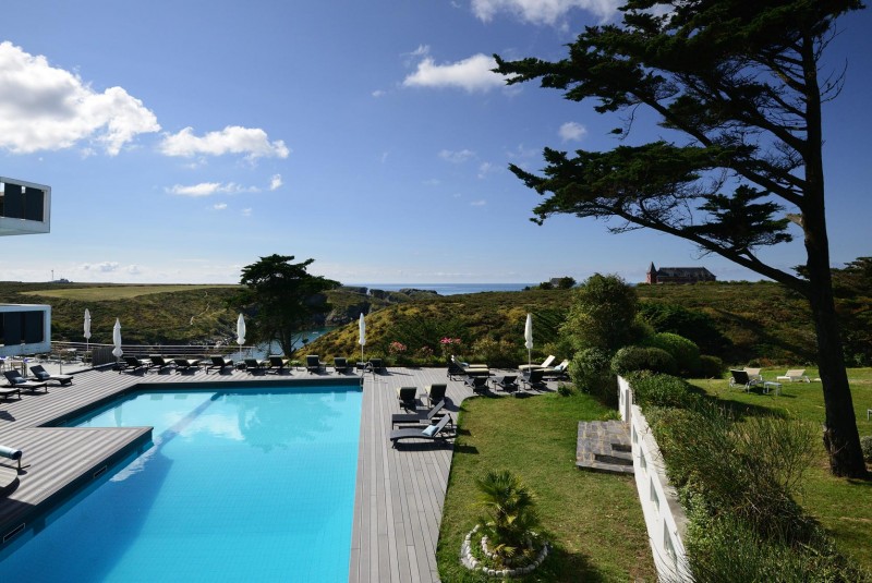 363889_bretagne_sud-golfe_du_morbihan-belle_ile_en_mer-aiguilles_de_port_coton-hotel_de_luxe-hotel_le_castel_clara-piscine-chauffee-exterieur