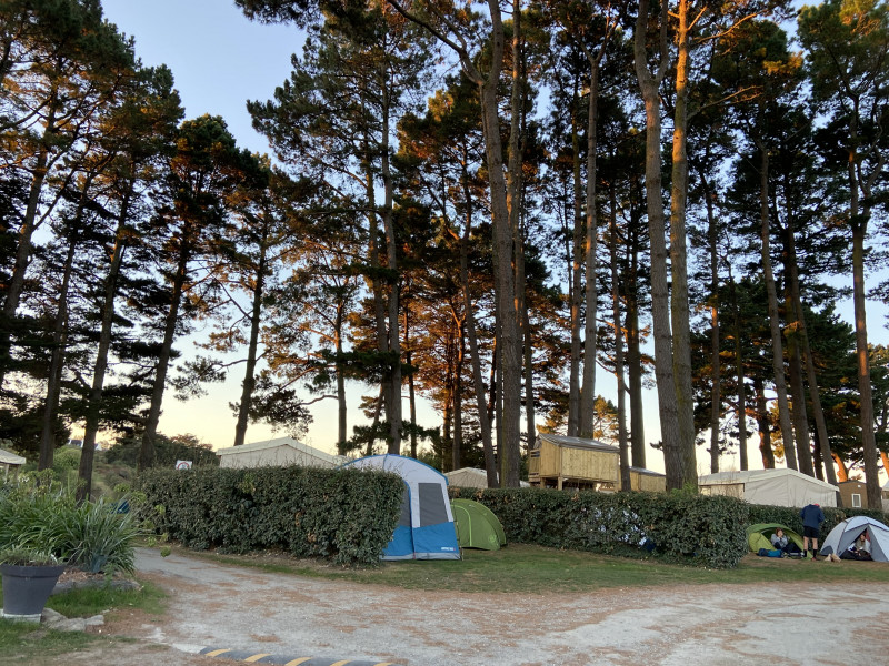 768084_bretagne_sud-morbihan-belle_ile-le_palais-hebergement-camping-glamping-camping_famille-emplacements_bis