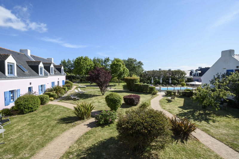 847762_3_-_hotel_la_desirade_-_vue_densemble_maison_locmaria_reduite