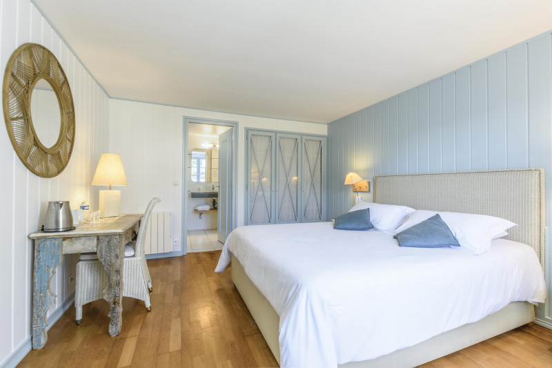 847771_12-_hotel_la_desirade_-_chambre_double_cosy
