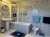 865599_salle_de_bain_etage_2