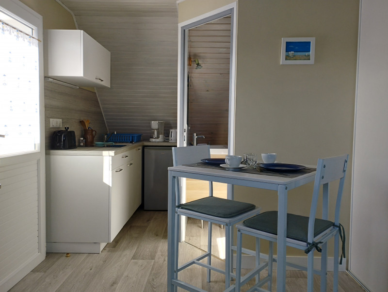 831931_2025_-_studio_-treguier_chantal_-_location_meublee_-_bangor_-_cuisine