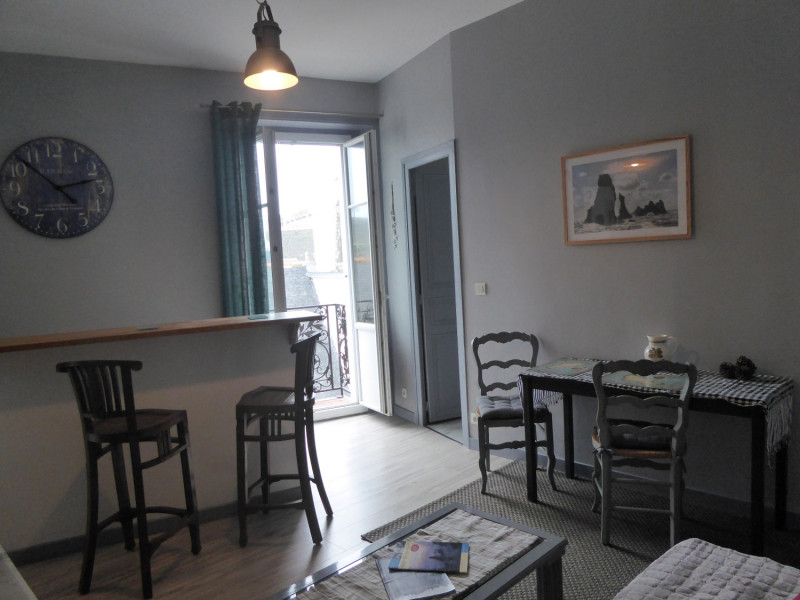 842746_2025_-_tourbier_sylvain_-_les_logis_du_port_-_location_meublee_-_appartement_4_-_le_palais_-_1
