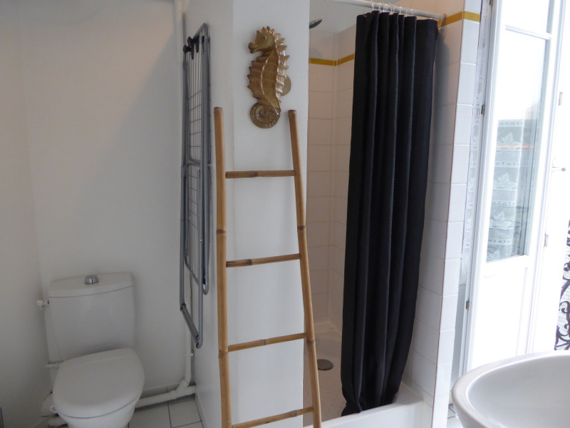 842750_2025_-_tourbier_sylvain_-_les_logis_du_port_-_location_meublee_-_appartement_4_-_le_palais_-_4