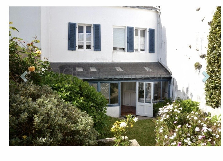 865508_photo_couverture_maison_depuis_jardin