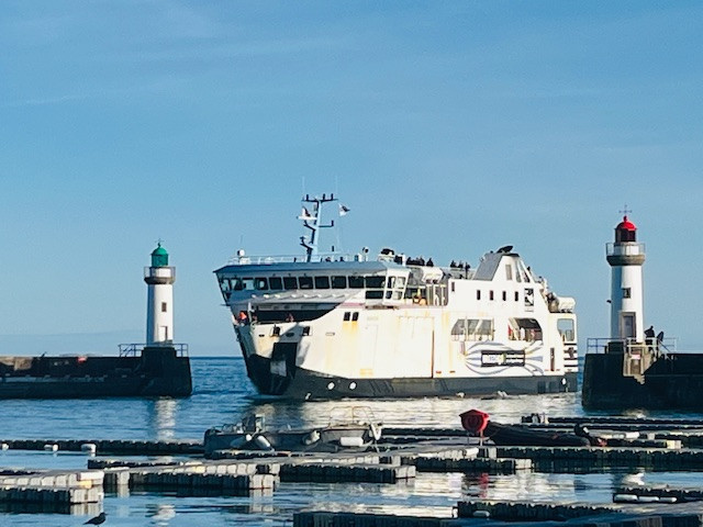 865514_embarcadere_bateau-a_50_metres