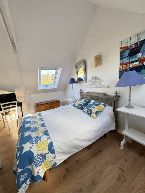878910_chambre_etage 878910_chambre_etage